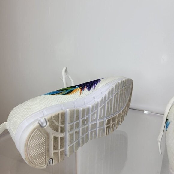 Feather Sneakers - Picture 5 of 6